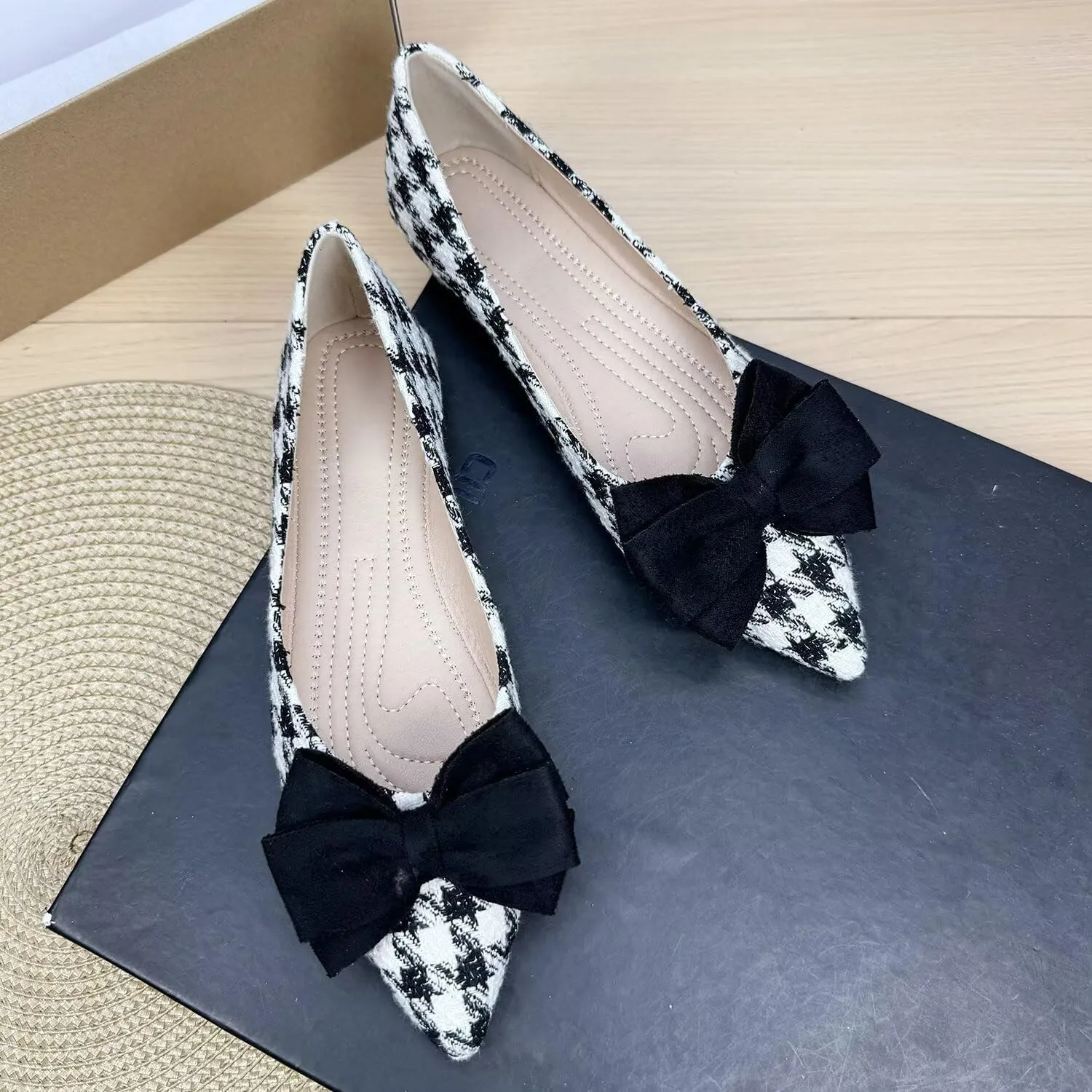 ChaiRong Zhou Women's Houndstooth Pointed Toe Flats Shoes Cute Bow Comfortable Dress Ballet Flats