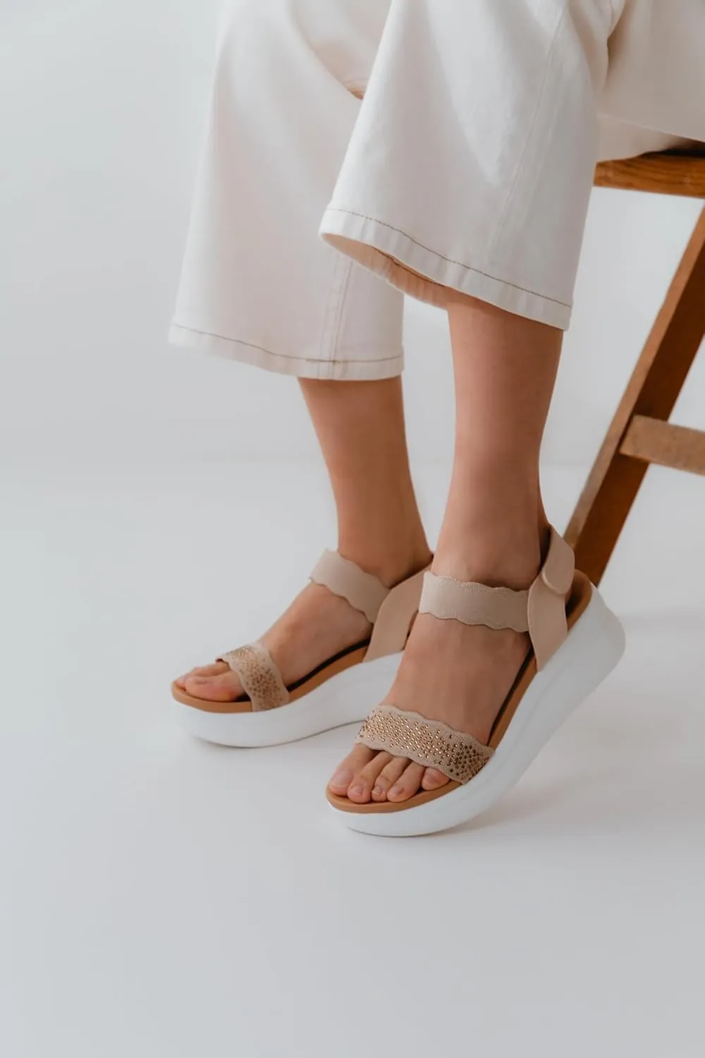 Daisy Fuentes Women's Wedge Sandals Fanita Comfortable Design