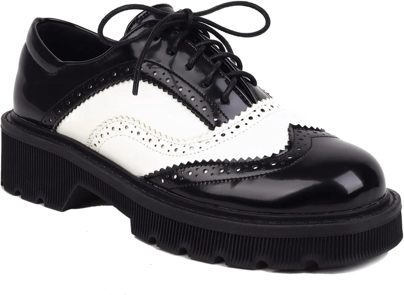 FOWT Women's Lace up Two Tone Wingtip Patent Leather Brogues Fashion Low Chunky Heel Comfort Round Toe Oxford Shoes, Black US Size 5-11 M