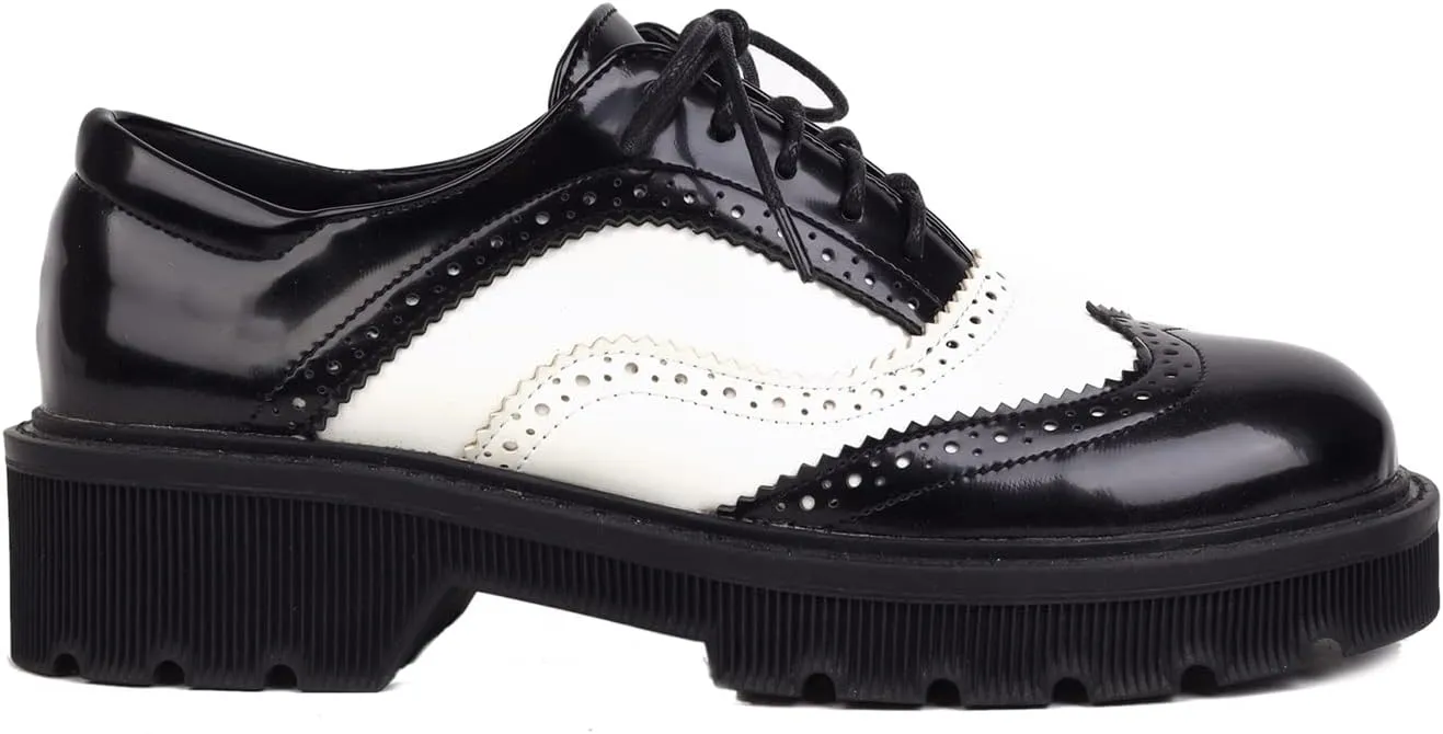 FOWT Women's Lace up Two Tone Wingtip Patent Leather Brogues Fashion Low Chunky Heel Comfort Round Toe Oxford Shoes, Black US Size 5-11 M