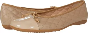 French Sole® PassportR Flat Sandals for Women – Leather Upper – Fabric Lining – Padded Insole Latte Patent Leather 11 M