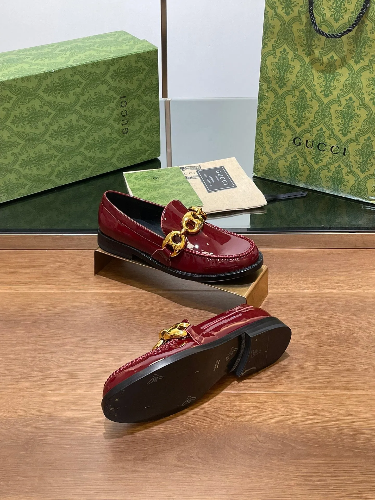 GG LOAFER SHOES IN BLOOD RED CALFSKIN