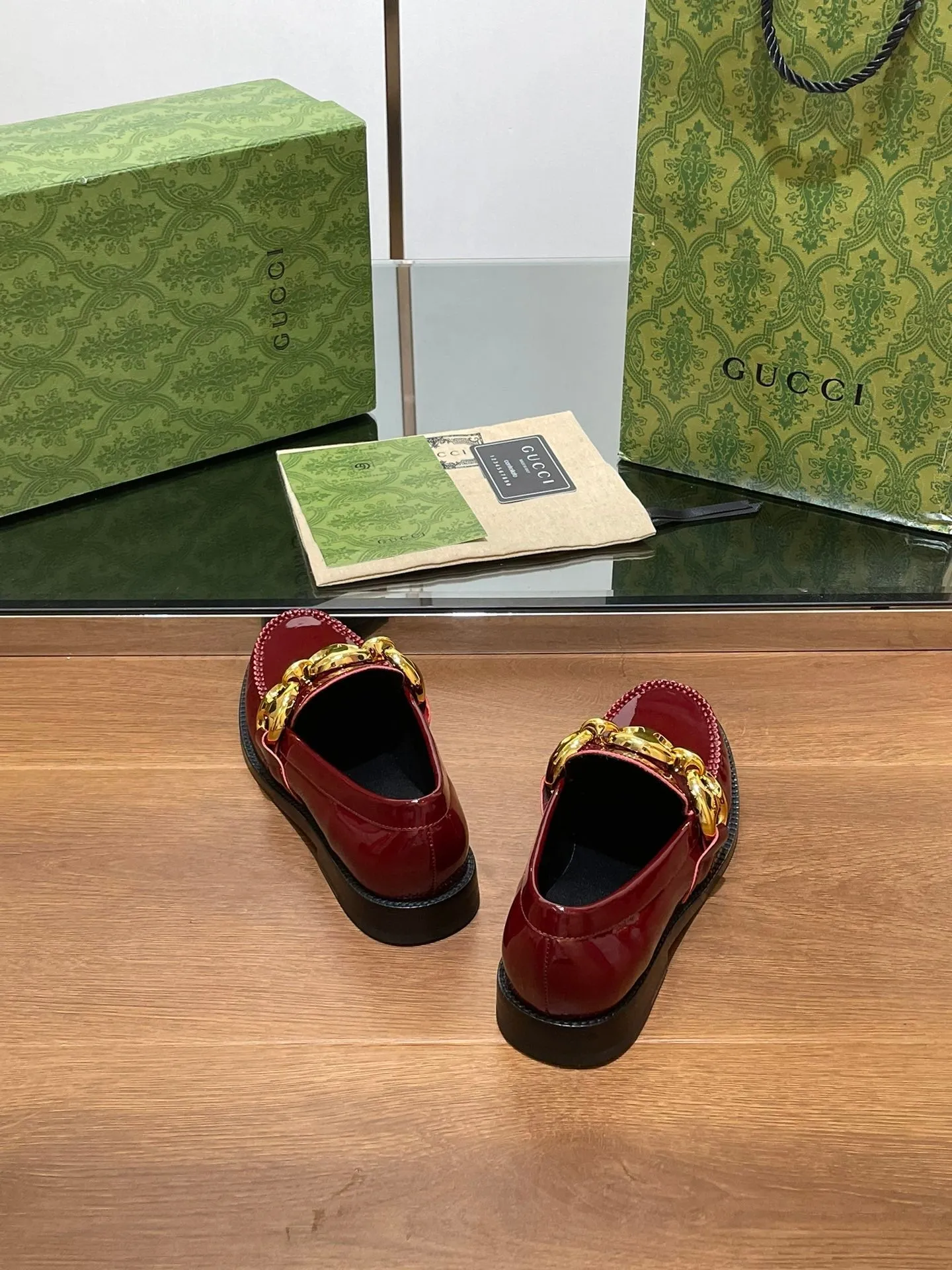 GG LOAFER SHOES IN BLOOD RED CALFSKIN