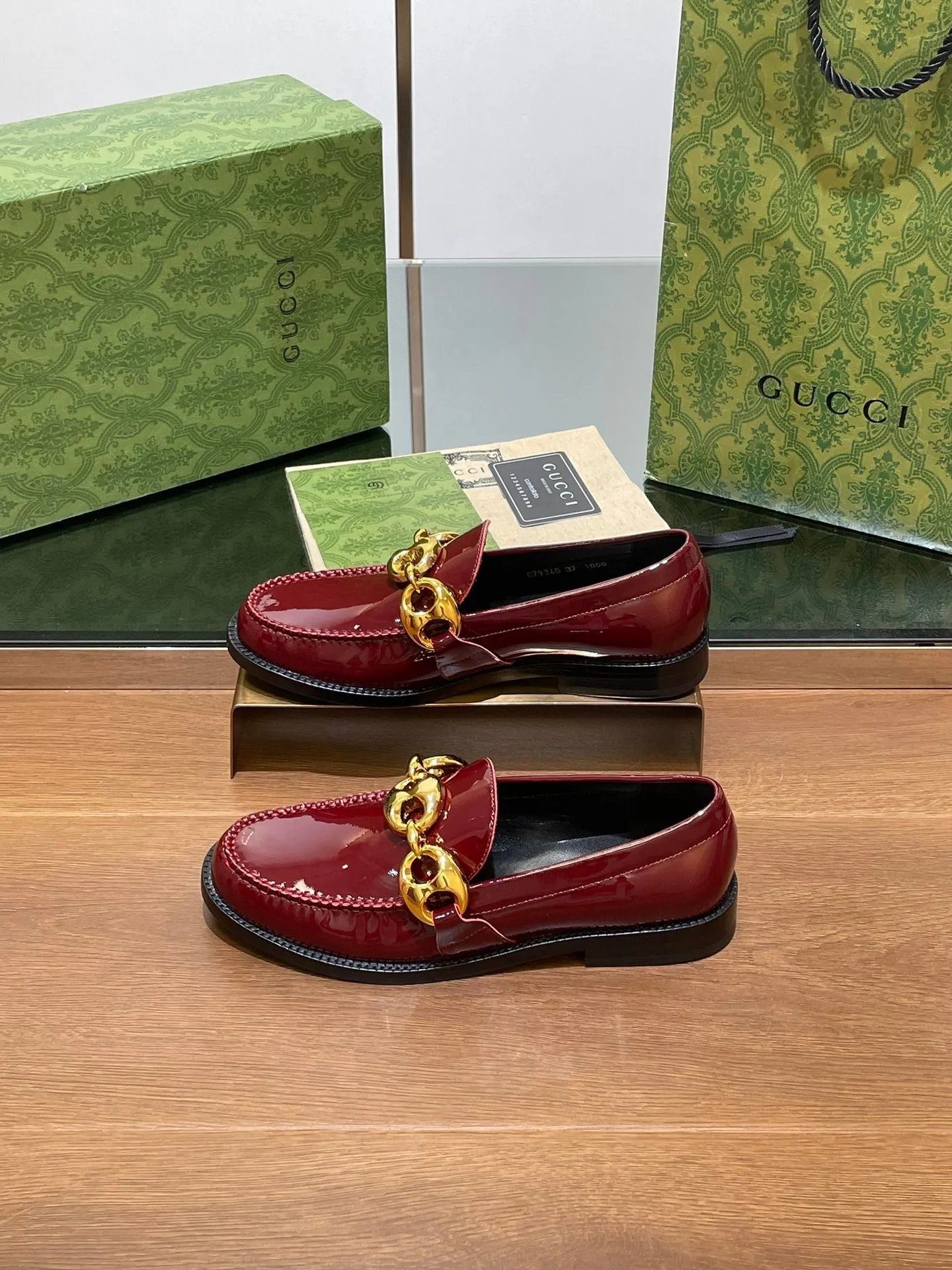 GG LOAFER SHOES IN BLOOD RED CALFSKIN