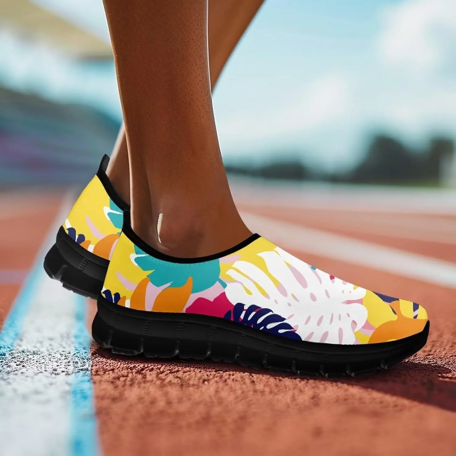 Lightweight Comfort Shoes for Women Slip On Breathable Sneakers Low Cut Casual Shoes Non Slip Loafers Walking Running Sports Training Travel Shoes US 5.5-11.5