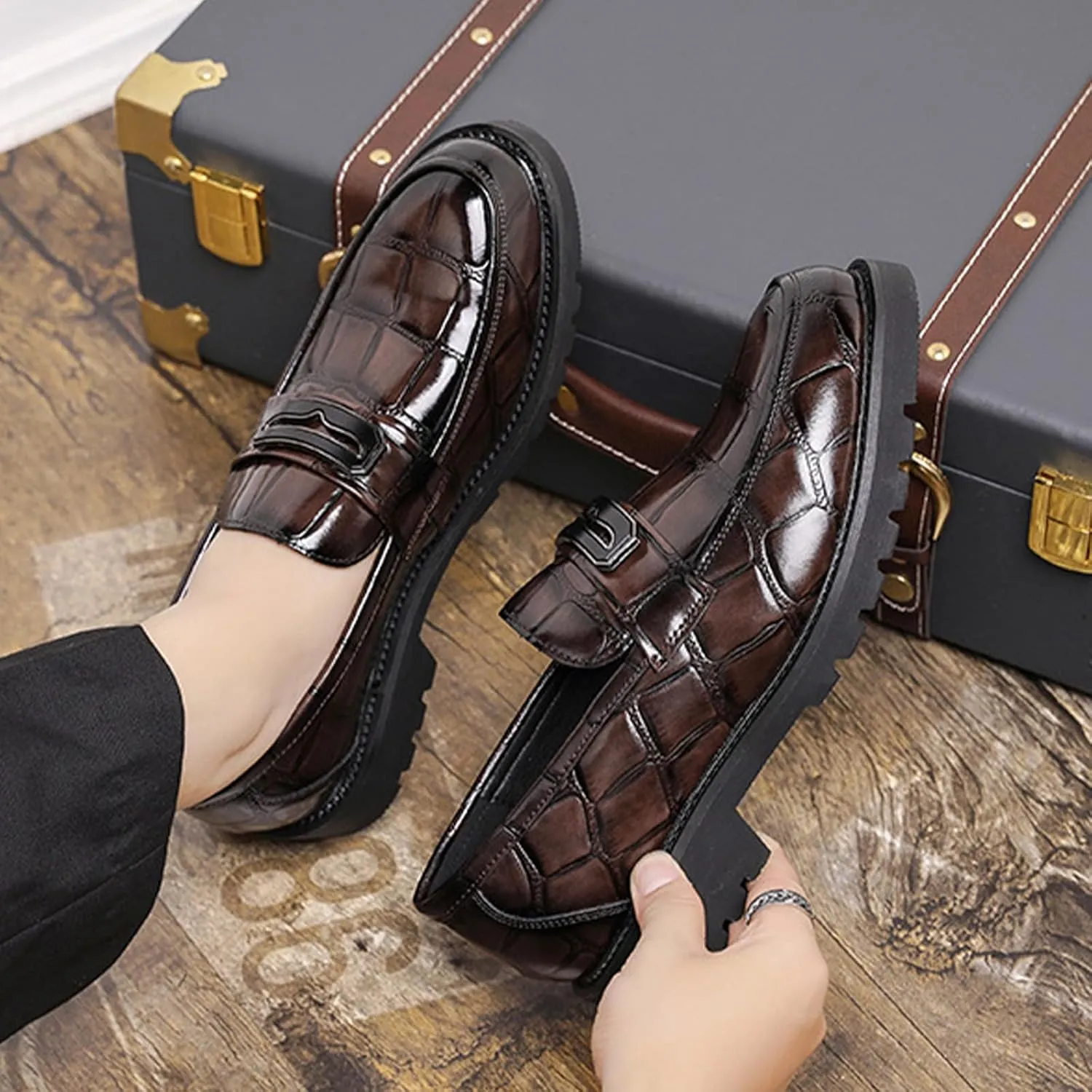 Men's Patent Leather Printing Slip On Platform Loafers Comfort Round Toe Non-Slip Lug Sole Business Dress Shoes Fashion Causal Party Wedding Prom Work Shoes