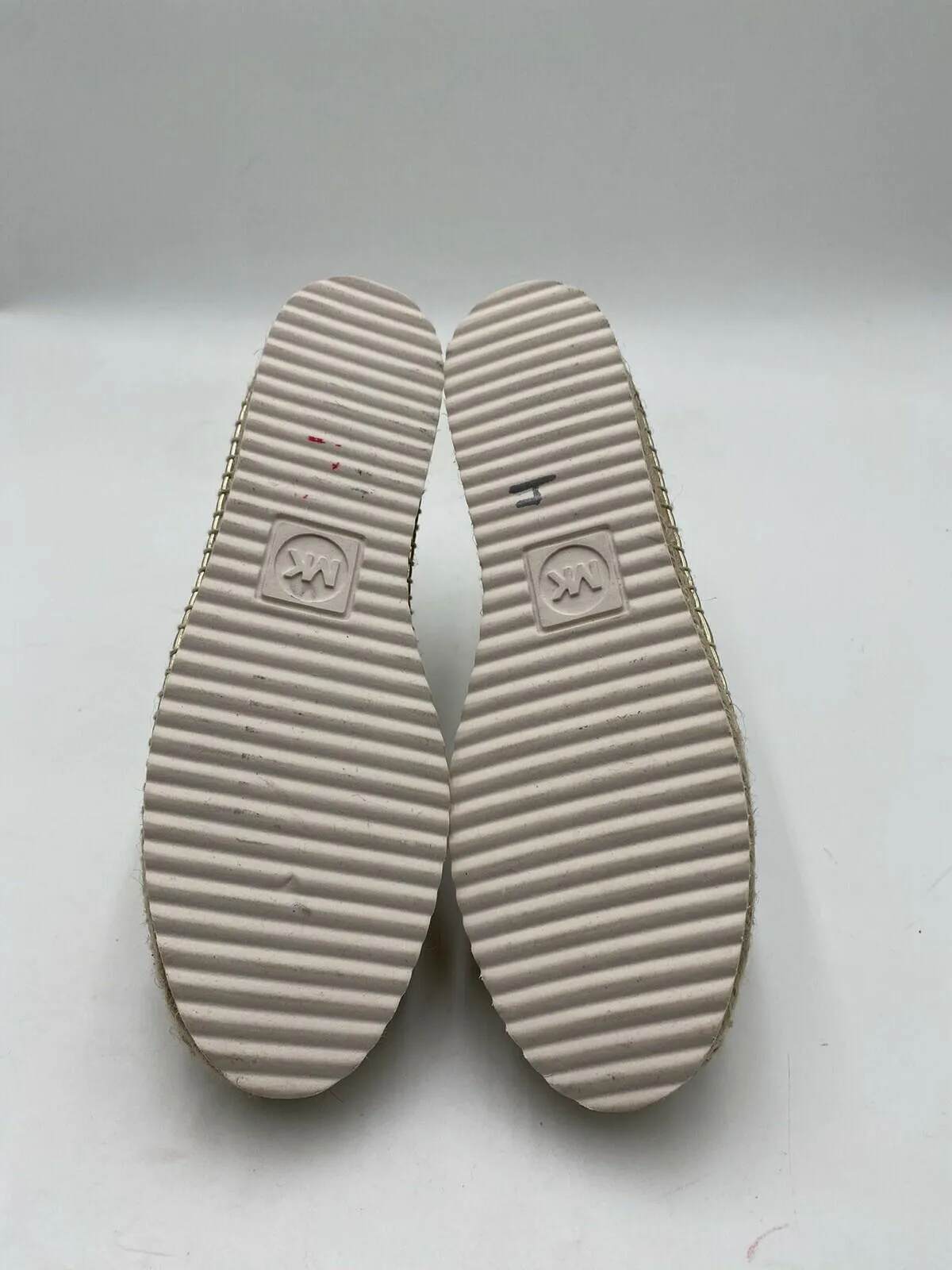 Michael Kors Women's Elloise Gold Sneaker Flat Espadrille Size 7M - Very Good