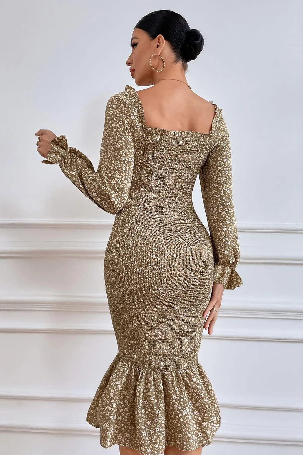 PRETTYGARDEN Women's Long Puff Sleeve Floral Midi Bodycon Dresses Square Neck Ruffle Mermaid Smocked Dress