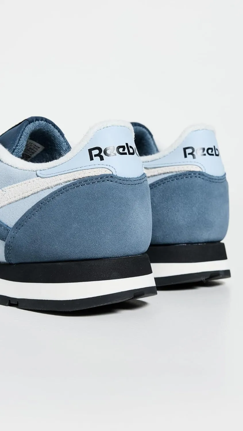 Reebok Unisex-Adult Classic Leather V1 Sneaker