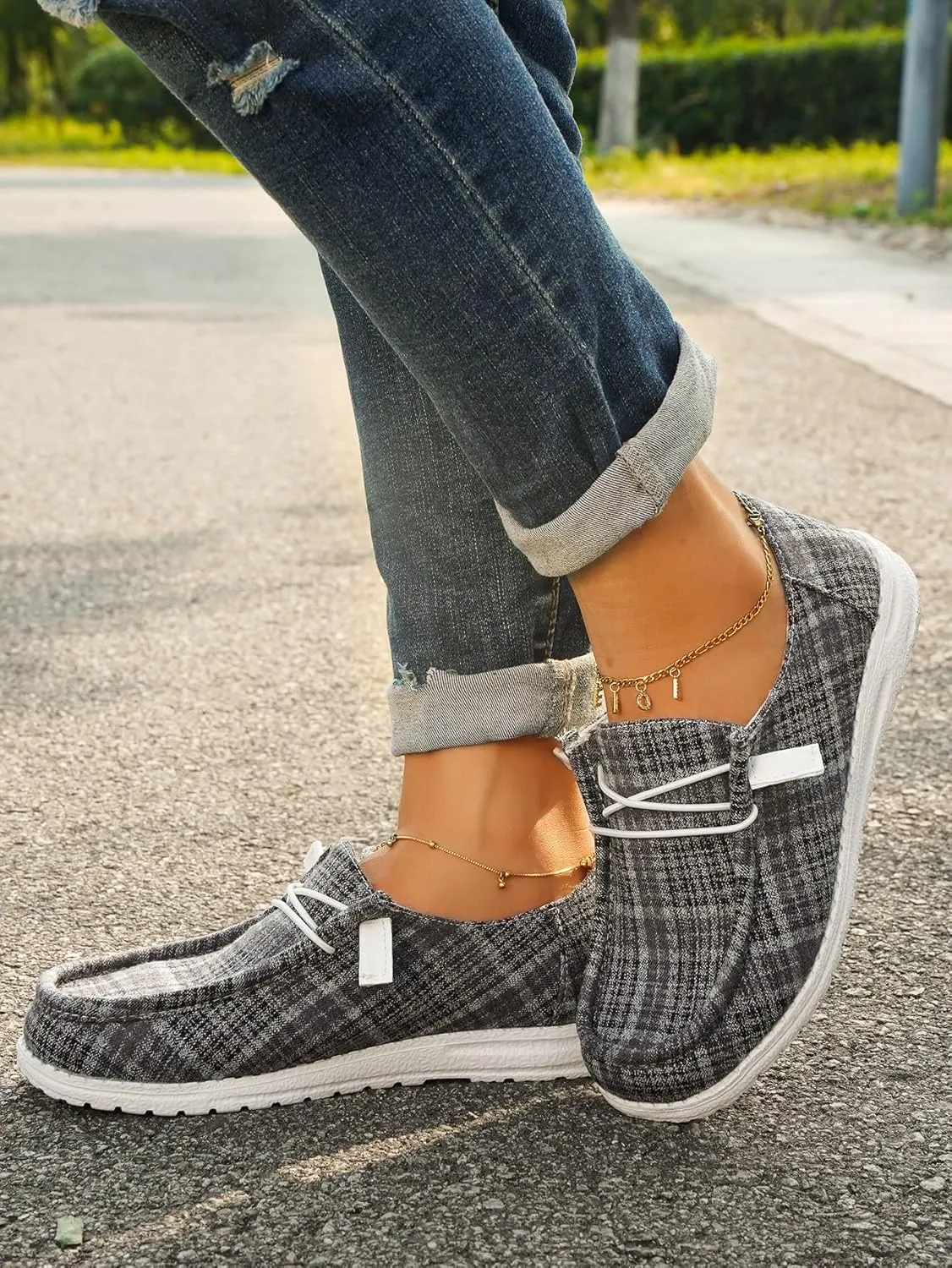 Unisex Slip-on Plaid Canvas Loafers for Women Men Low Top Outdoor Flat Walking Shoes Drving Shoes Sneakers| Comfortable & Light-Weight