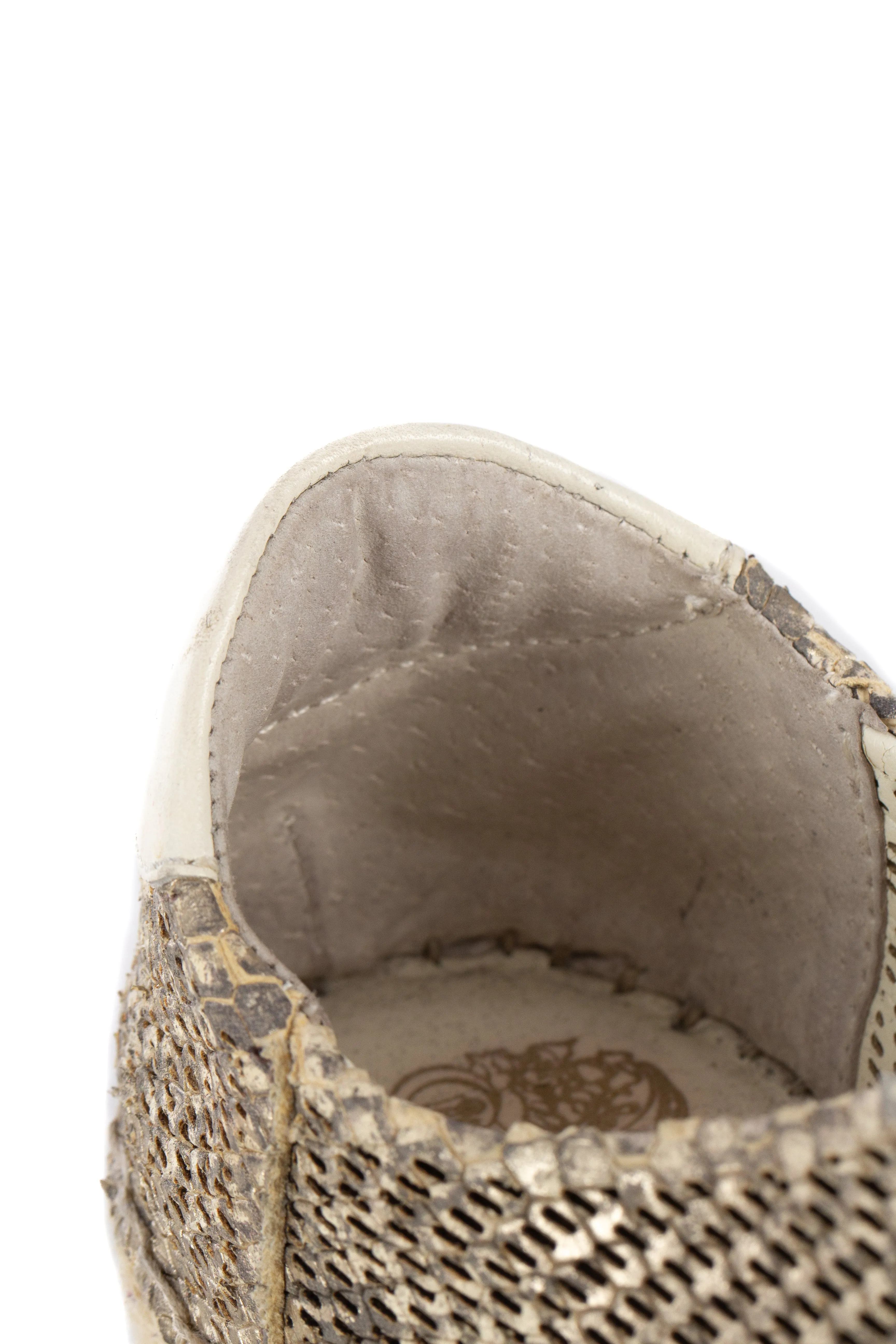 Vince Camuto, 6.5 USA