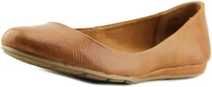 Womens Ellie Padded Insole Round Toe Flats