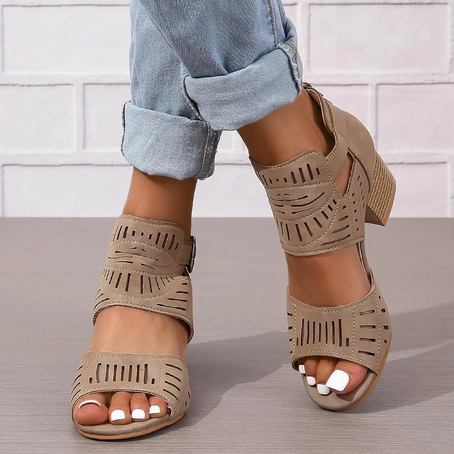 Womens Peep Toe Sandals Chunky Heeled,Summer Buckle Cutout Low Heeled Sandals