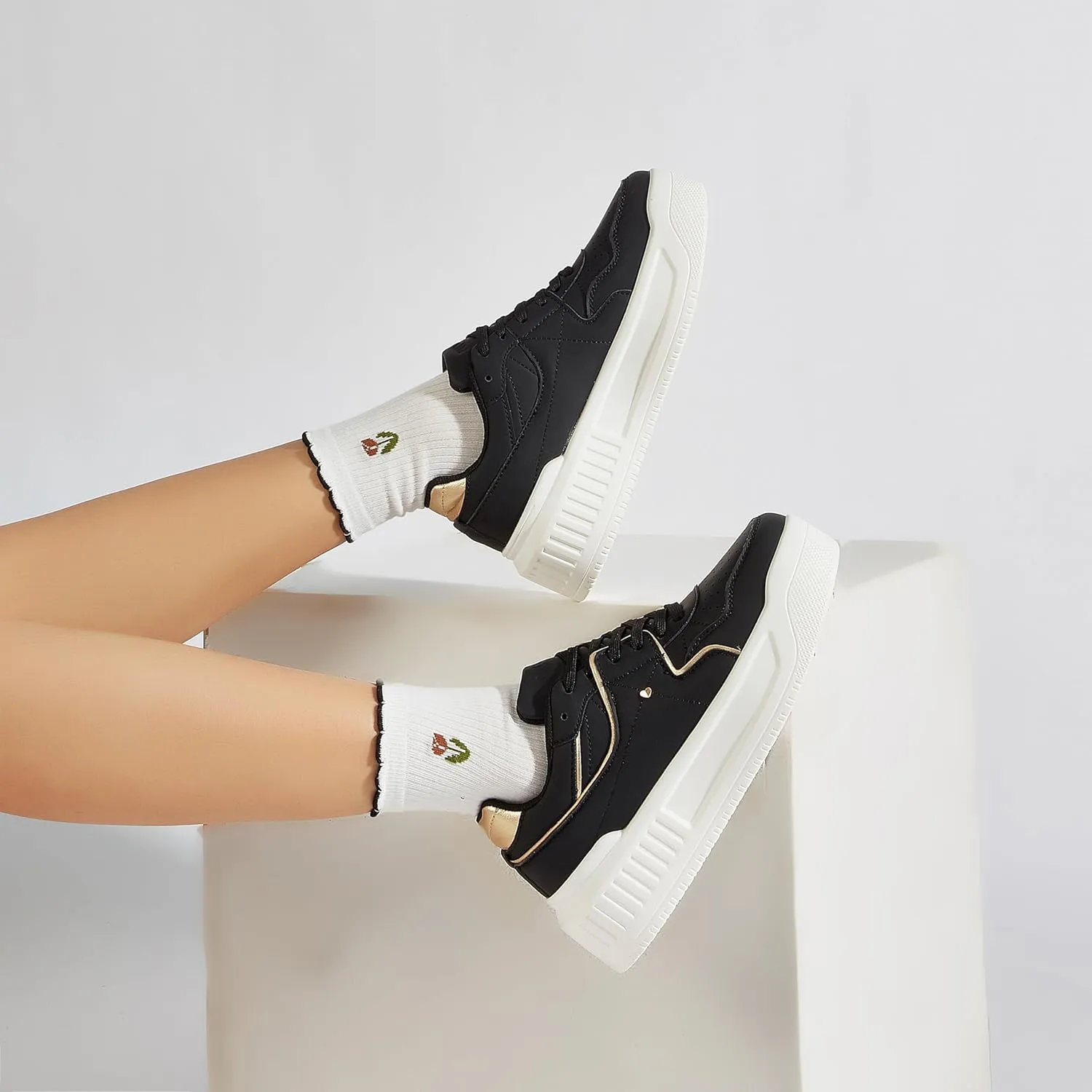Women's Platform Sneakers Sparkle Rhinestone Chunky Shoes Leather Low Top Lace Up Walking Shoes
