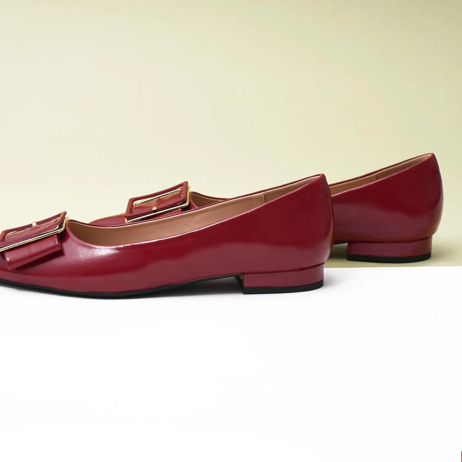 Women's Pointed Toe Square Buckle Flats Elegant Slip-On Ballet Flats Comfortable Dressy Shoes for Work Party Daily Wear
