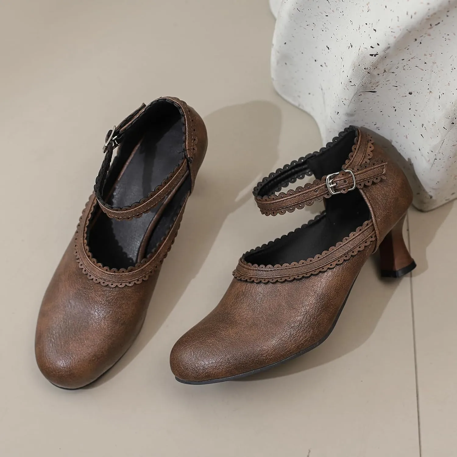 Women's Vintage Wingtip Oxfords Ankle Strap Cut Out Low Heel Brogue for Women
